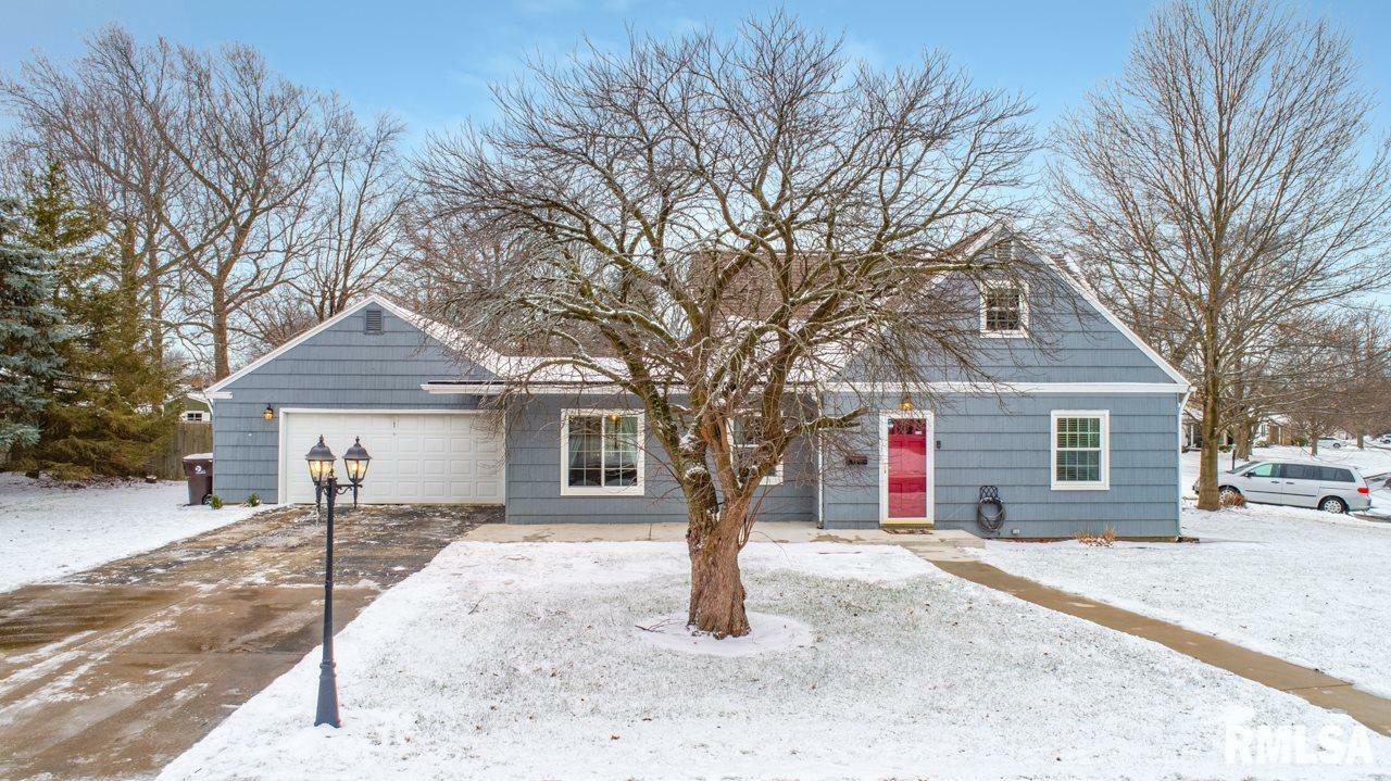 Property Photo:  436 W Knoll Crest  IL 61614 