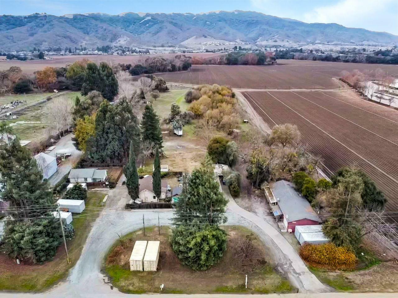 5885 Monterey Frontage Road A  Gilroy CA 95020 photo