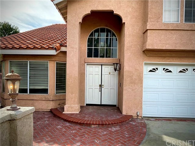 Property Photo: 28741 Shadow Valley Lane CA 91390
