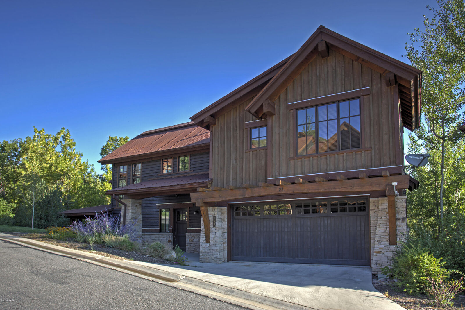 Property Photo: 21 Silver Star Court UT 84060