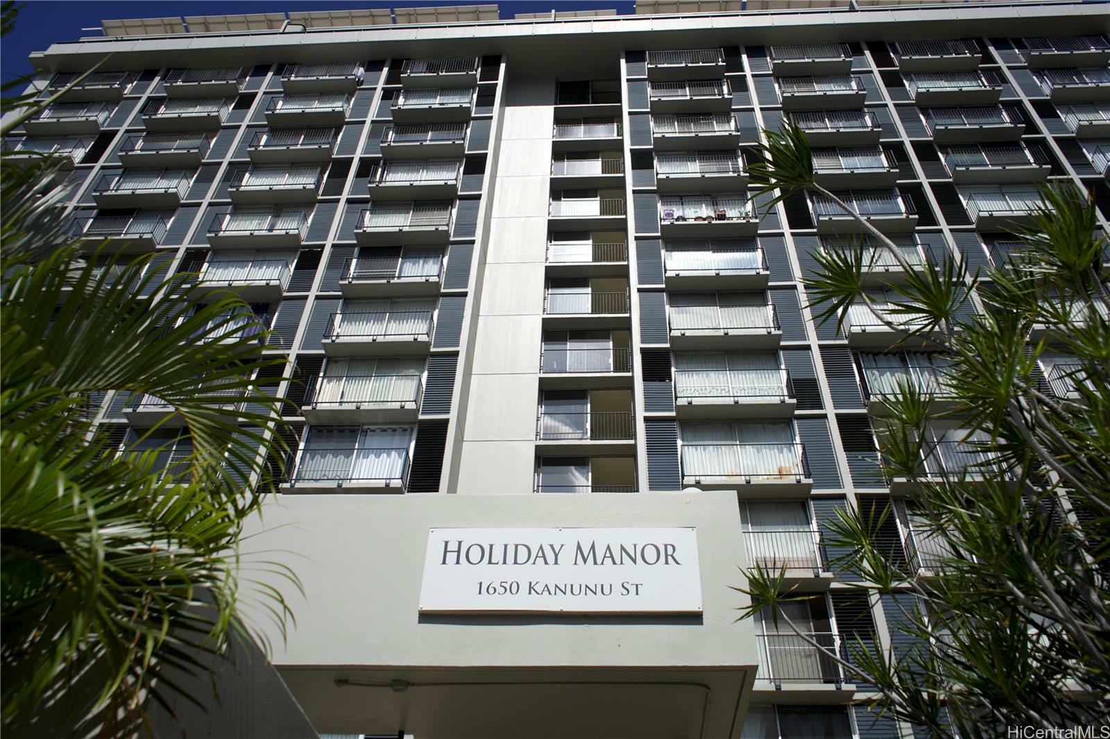 Property Photo: 1650 Kanunu Street 807 HI 96814