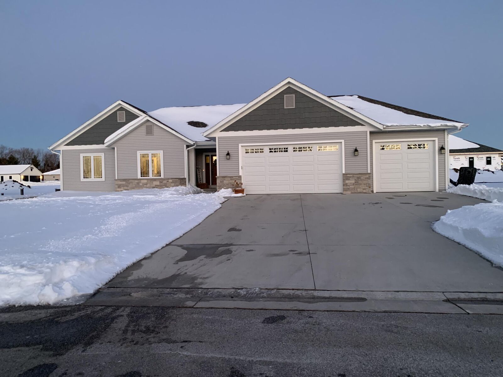 Property Photo:  1507 Bristlecone St  WI 53083 
