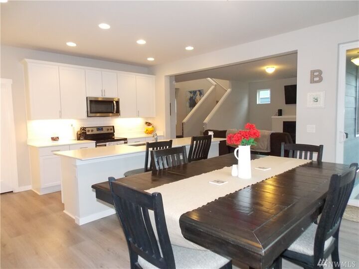 Property Photo:  1932 Cantergrove Dr SE  WA 98503 