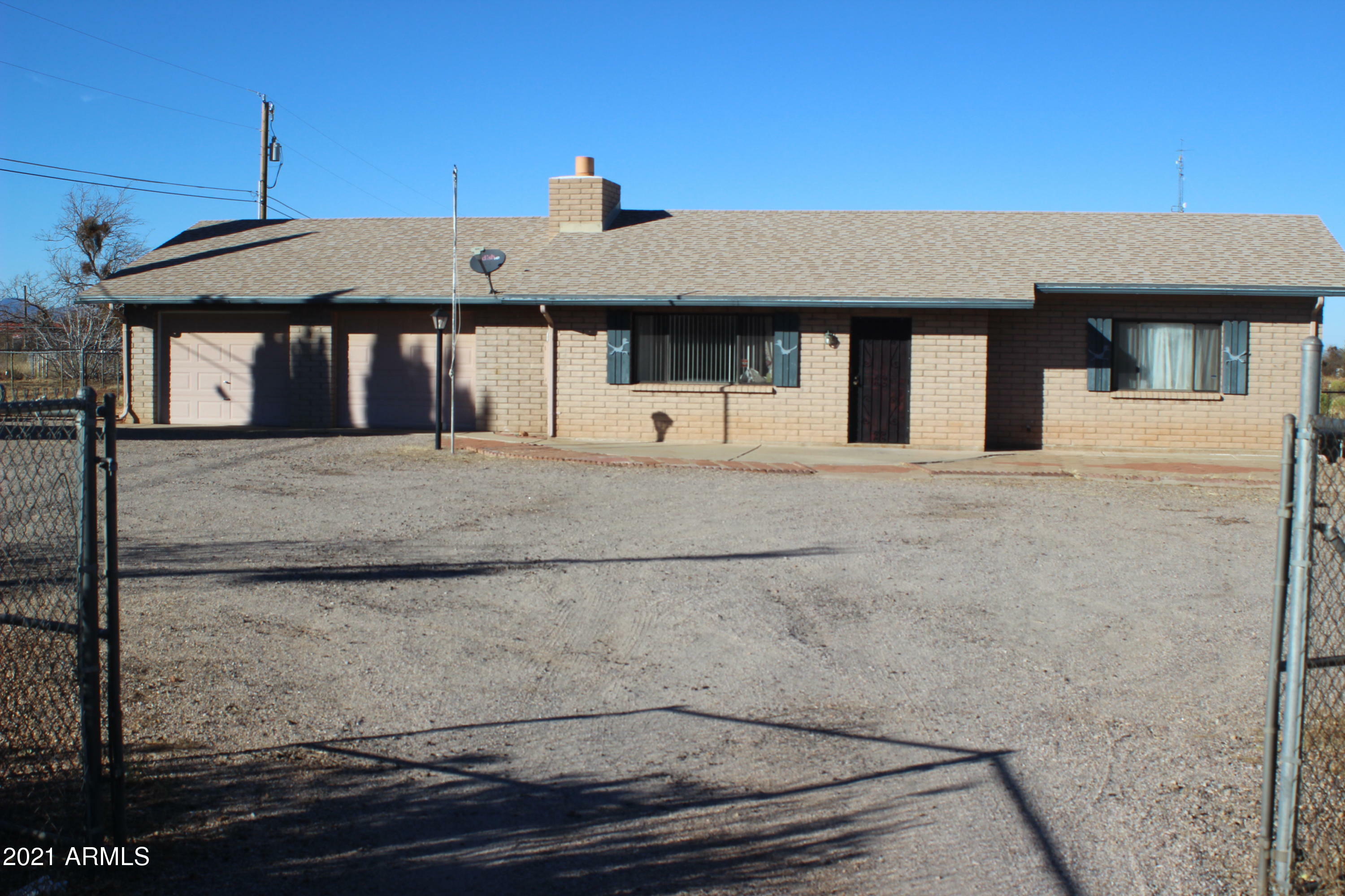 Property Photo: 4165 E Gardner Street AZ 85650