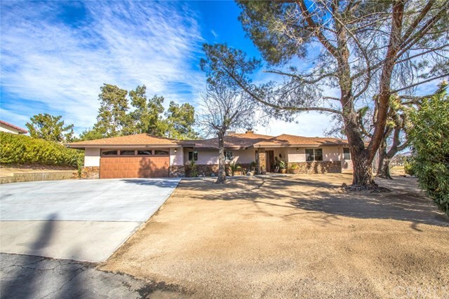 Property Photo: 54950 Camino Del Cielo Court CA 92284
