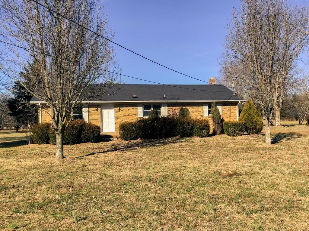 Property Photo:  207 Richdale Ln  TN 37160 