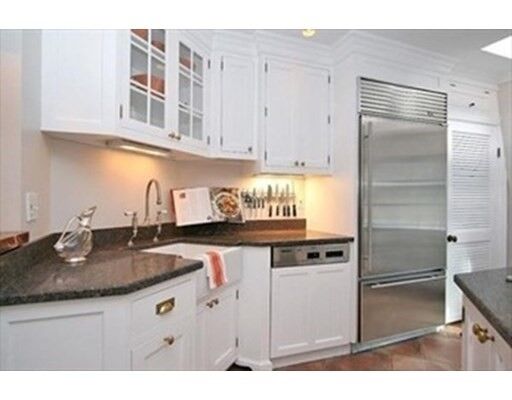 Property Photo: 52 Gray 2 MA 02116