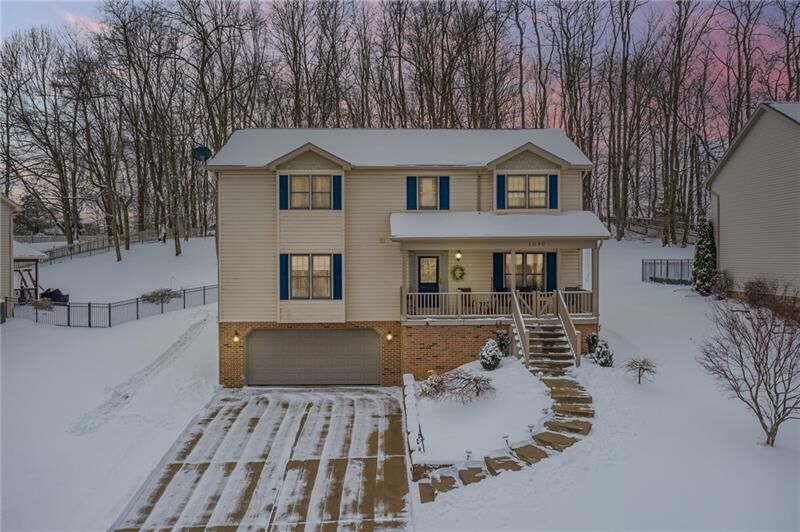 Property Photo: 1090 Redoak Dr PA 15636