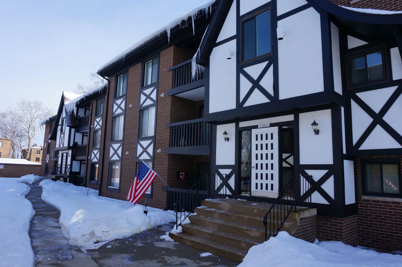 Property Photo: 13609 S Lamon Avenue 607 IL 60418