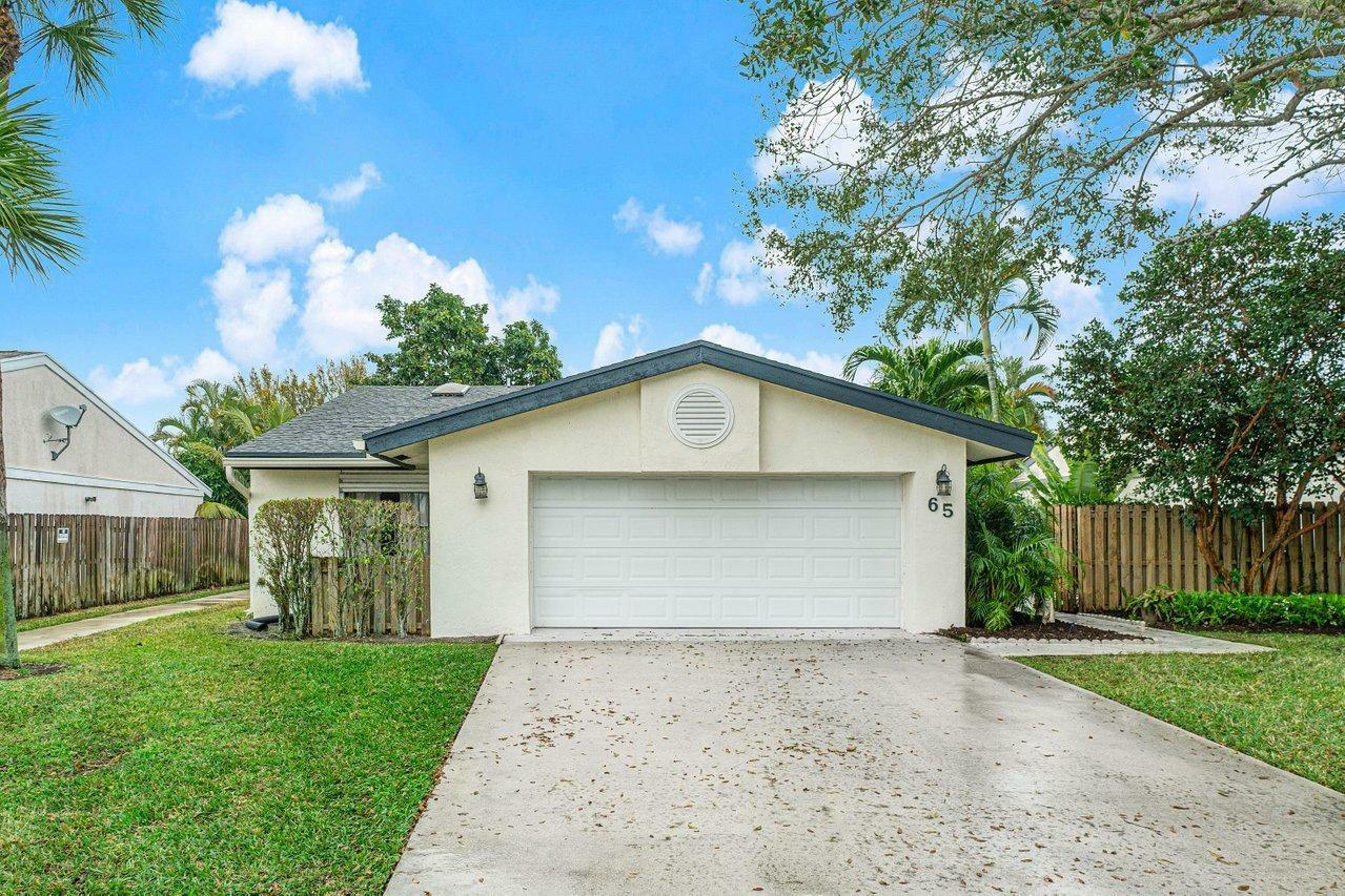 Property Photo:  65 Baytree Circle  FL 33436 