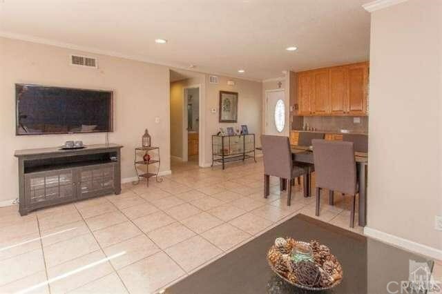 Property Photo:  2179 Cordero Avenue  CA 93065 