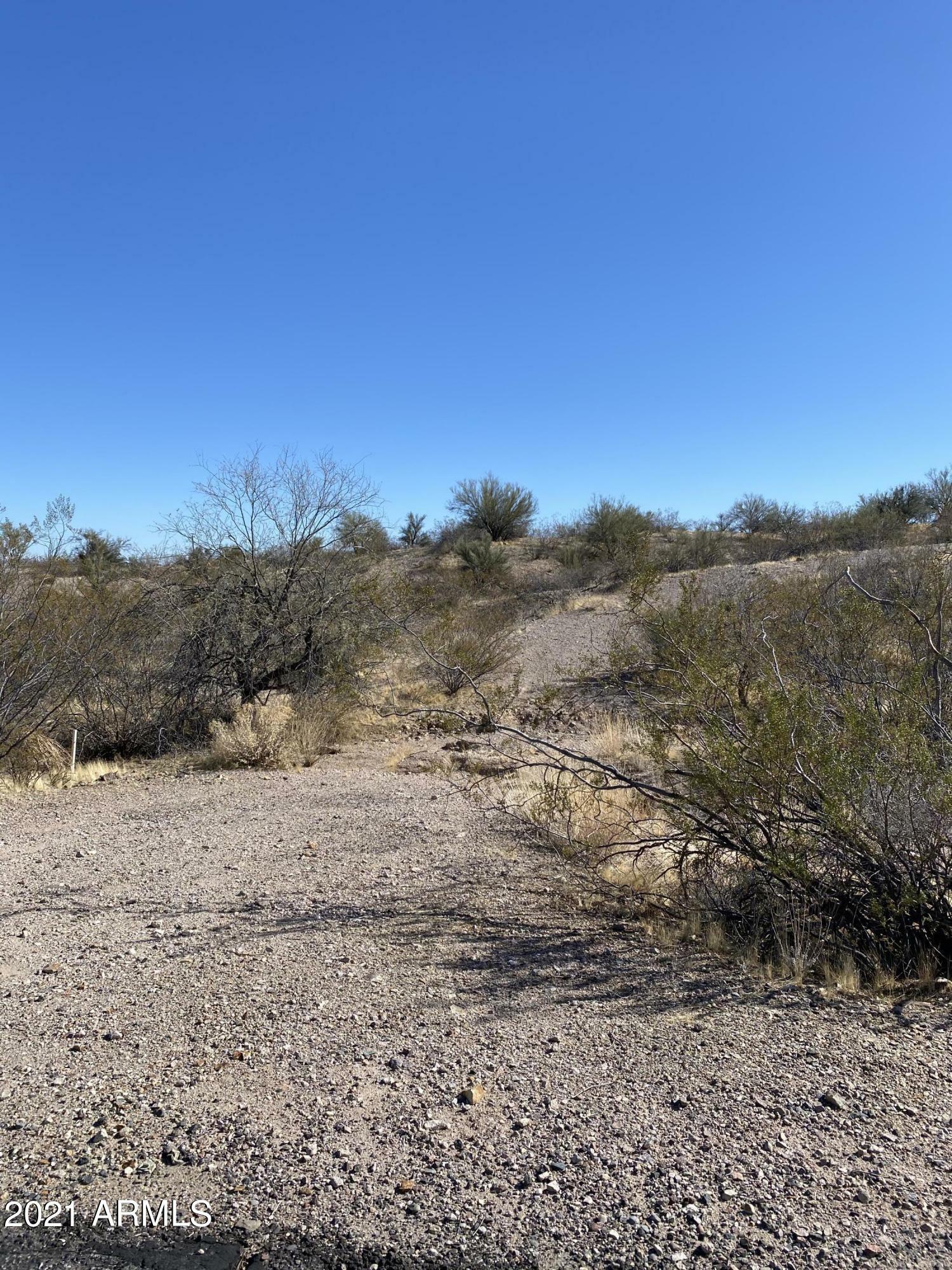 Property Photo:  56202 N Vulture Mine Lot #3 Road  AZ 85390 