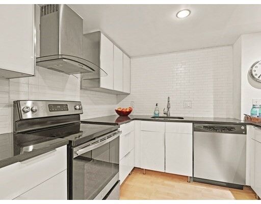 Property Photo:  45 Longwood Ave 304  MA 02446