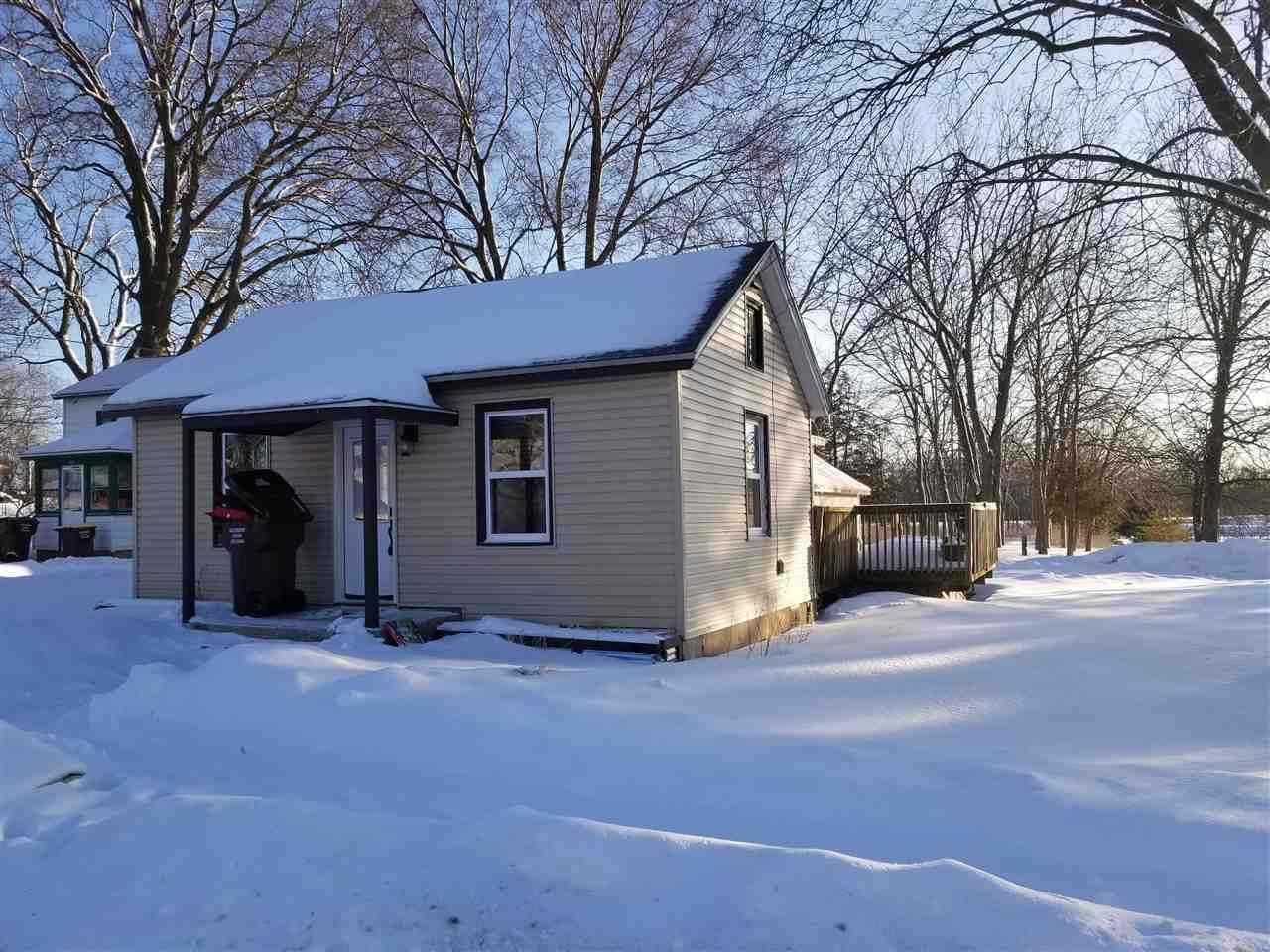 622 Jackson Street  Pecatonica IL 61063 photo