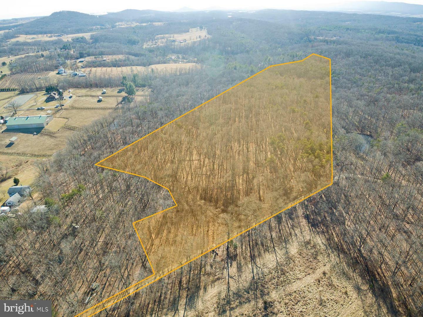 Property Photo: Triple Oaks VA 22603