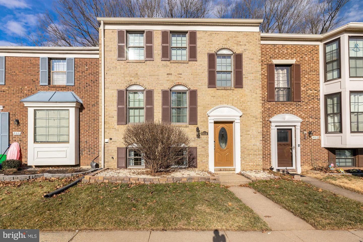 Property Photo: 9514 Draycott Court VA 22015
