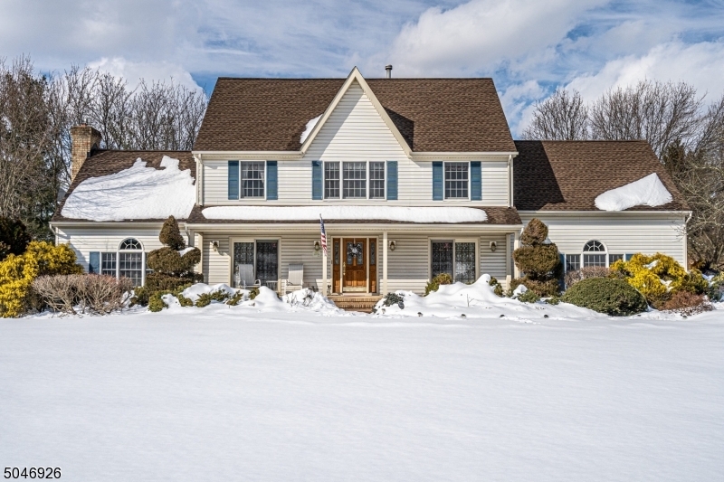1 Fenwick Ct  Raritan Twp. NJ 08822 photo
