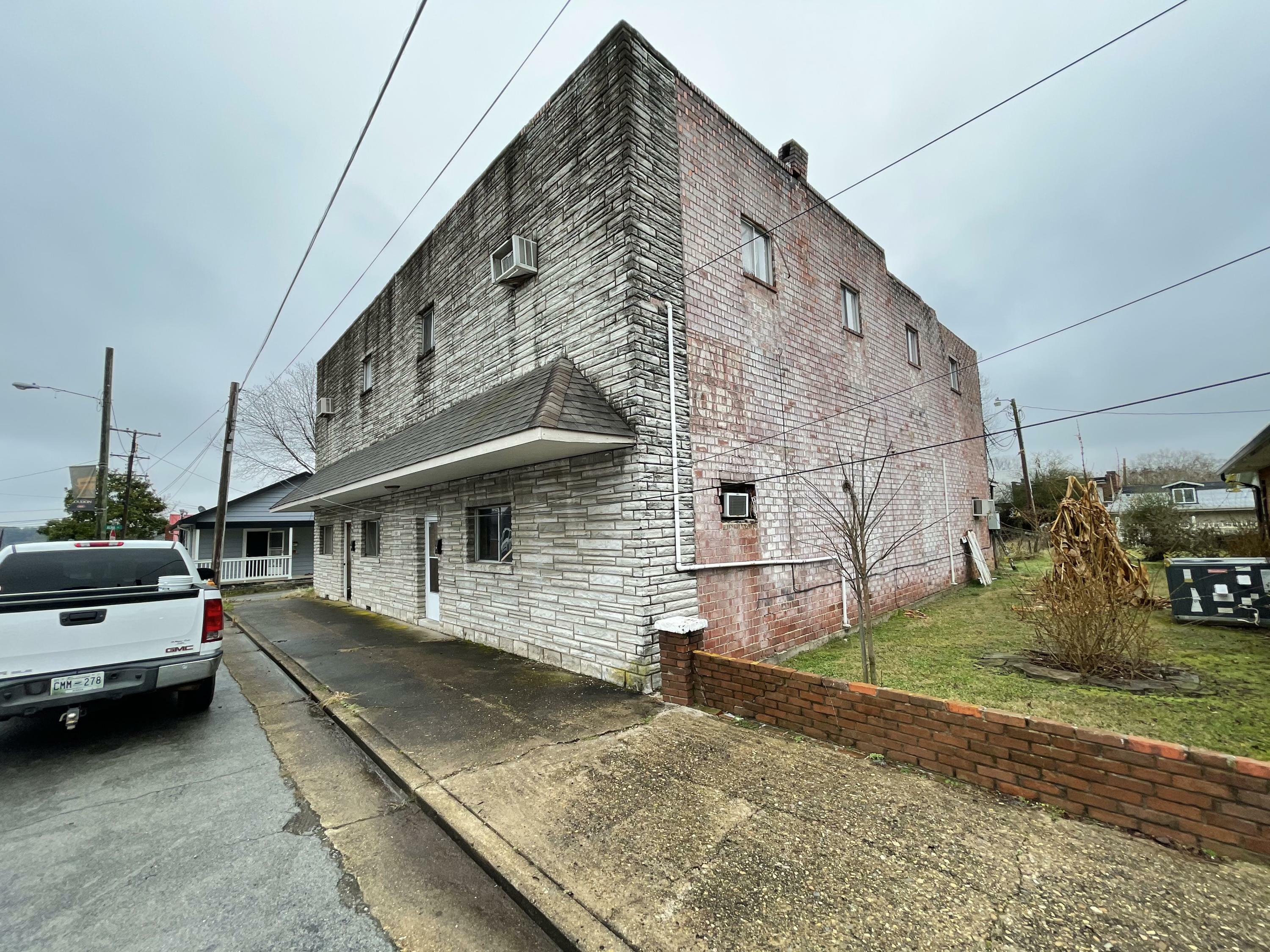 Property Photo:  301 Gay St  TN 37774 