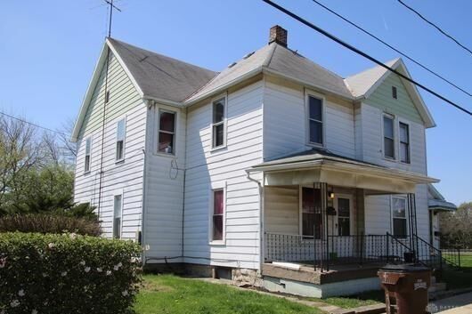 Property Photo: 239 E College Avenue OH 45503