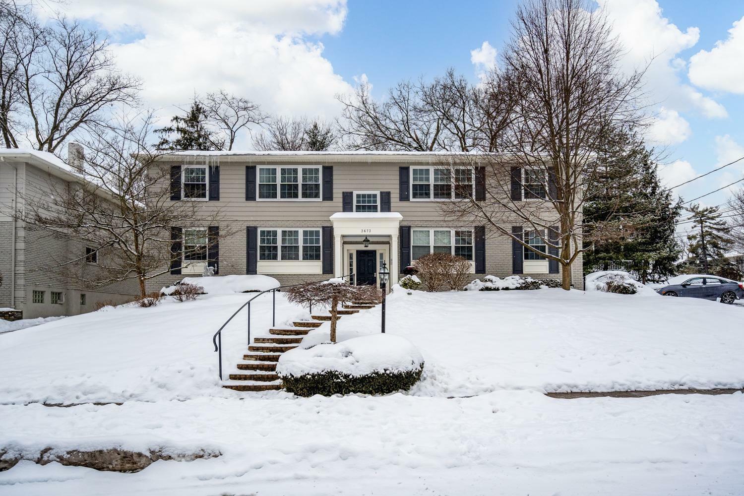 Property Photo: 3673 Willowlea Ct D OH 45208
