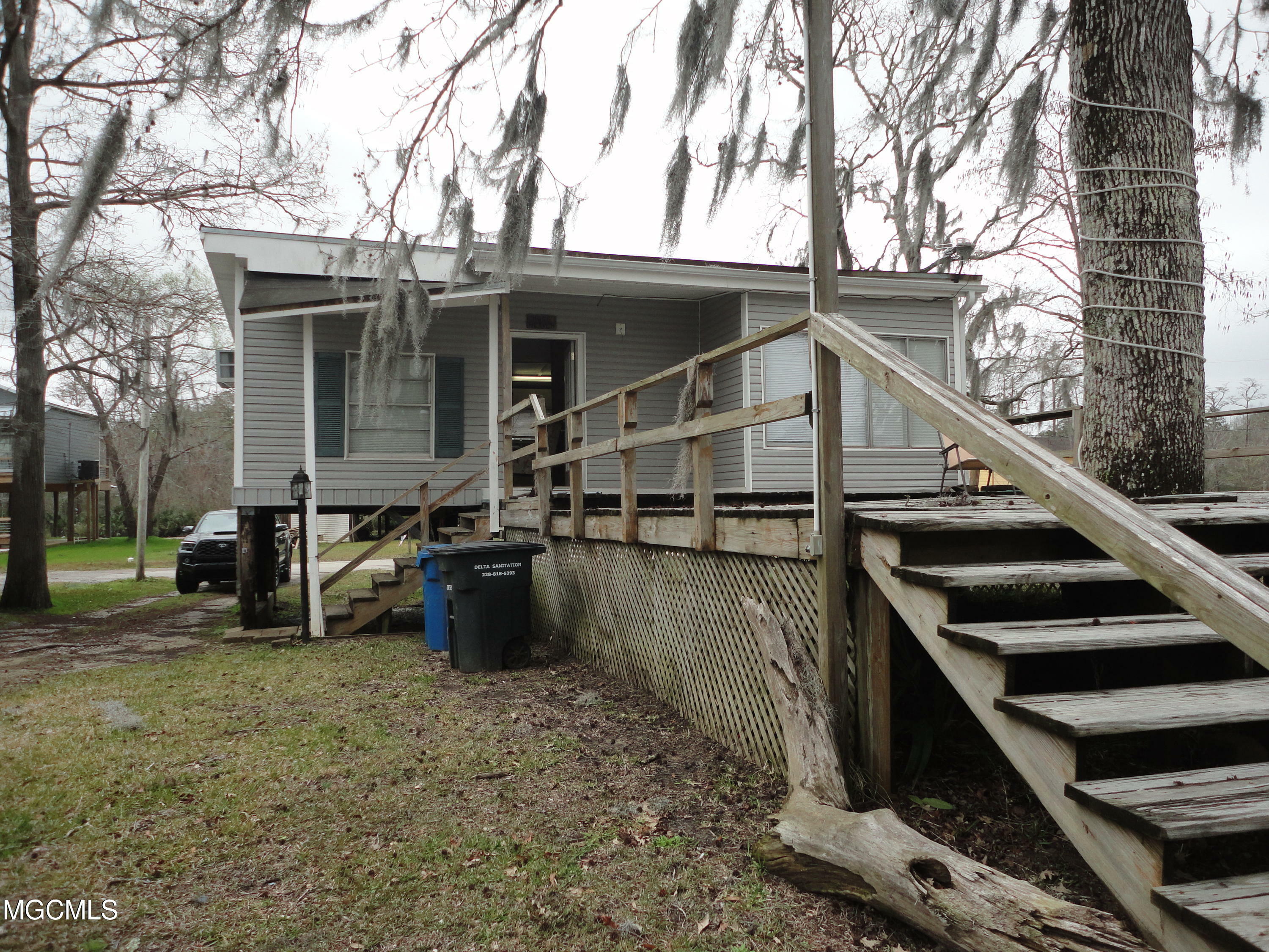 Property Photo:  9129 Riverlodge Drive  MS 39562 