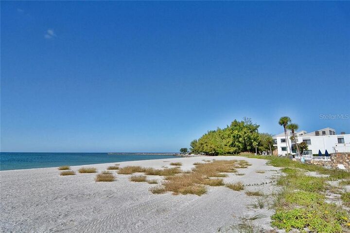 Property Photo:  1555 Tarpon Center Drive 236  FL 34285 