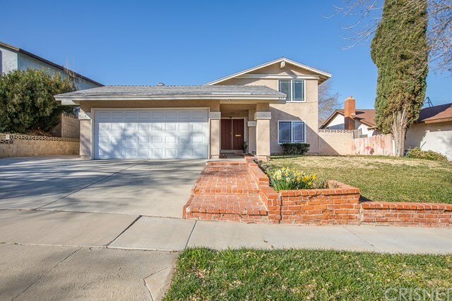 Property Photo:  337 E Avenue R12  CA 93550 