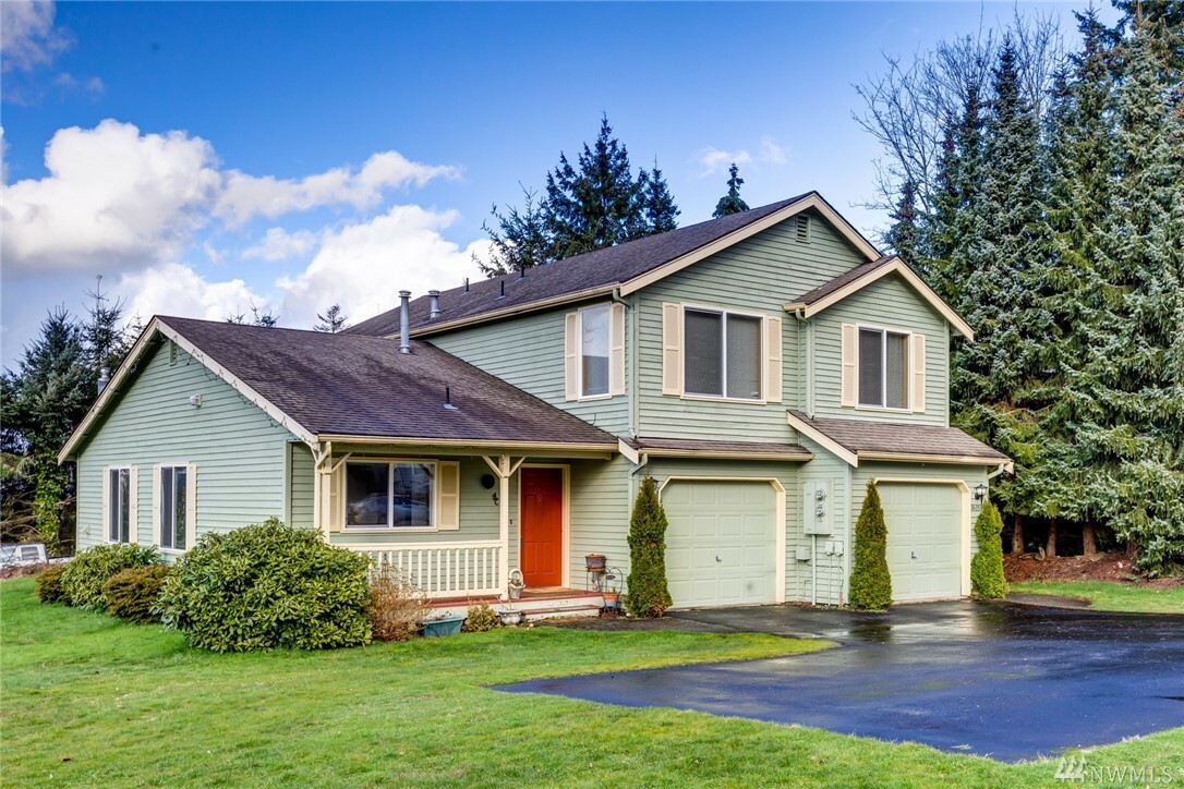 Property Photo:  2605 Kentucky St  WA 98229 