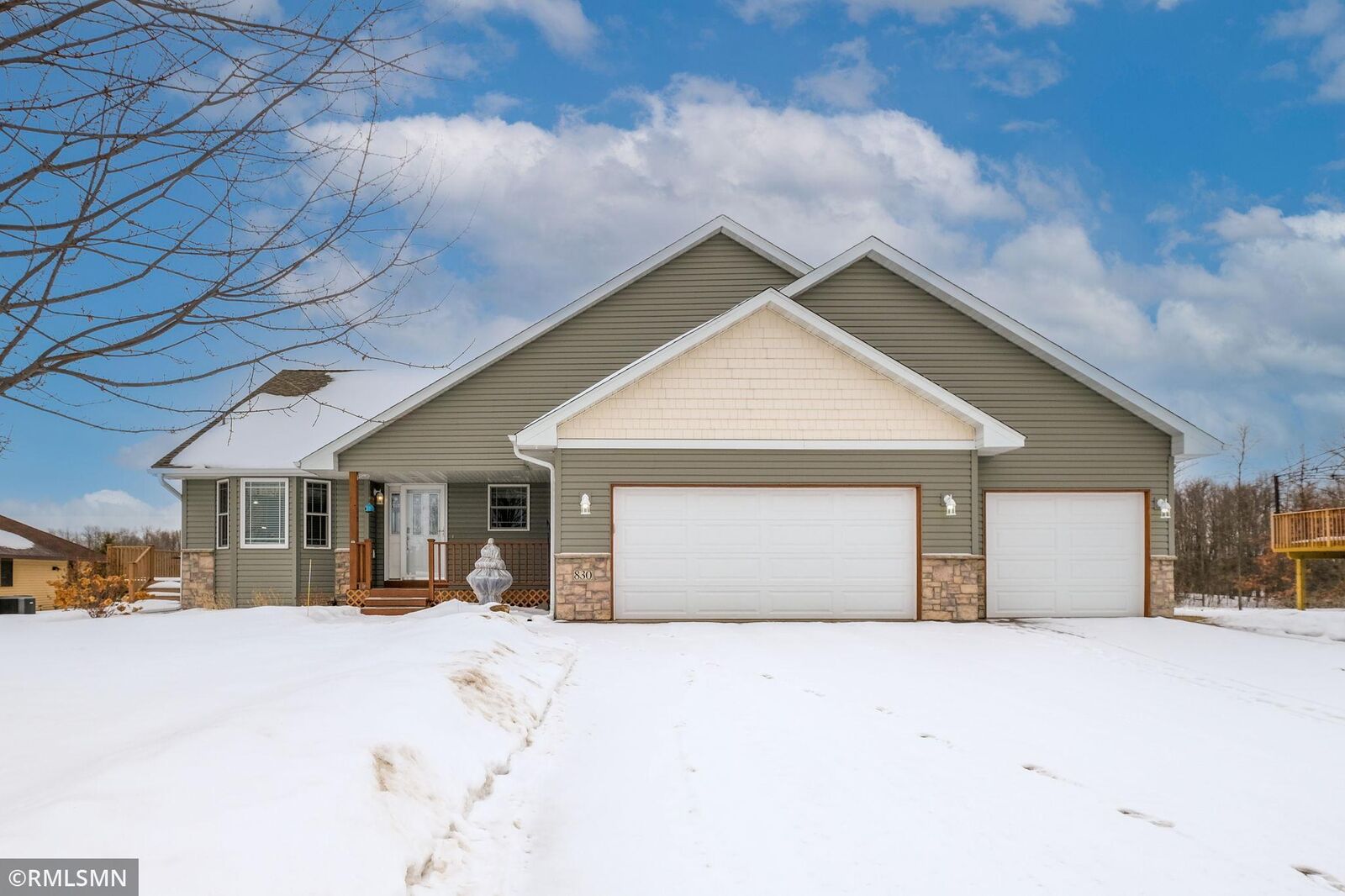 Property Photo:  830 S Rush Creek Lane  MN 55069 