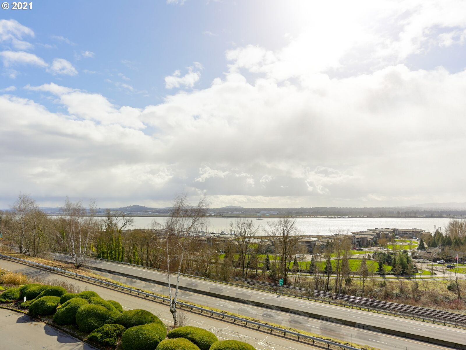 Property Photo:  5585 E Evergreen Blvd 5410  WA 98661 