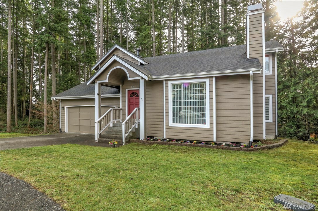 Property Photo:  881 NE Wilshire Ct  WA 98311 