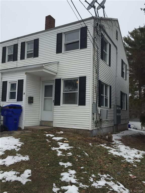 Property Photo:  6 Woodlawn Circle 6  CT 06108 