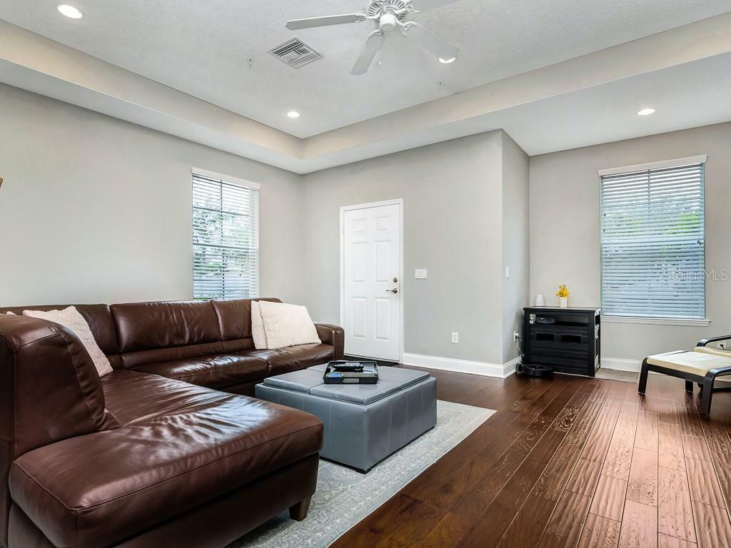 Property Photo:  5538 Liberty Plain Circle  FL 33611 