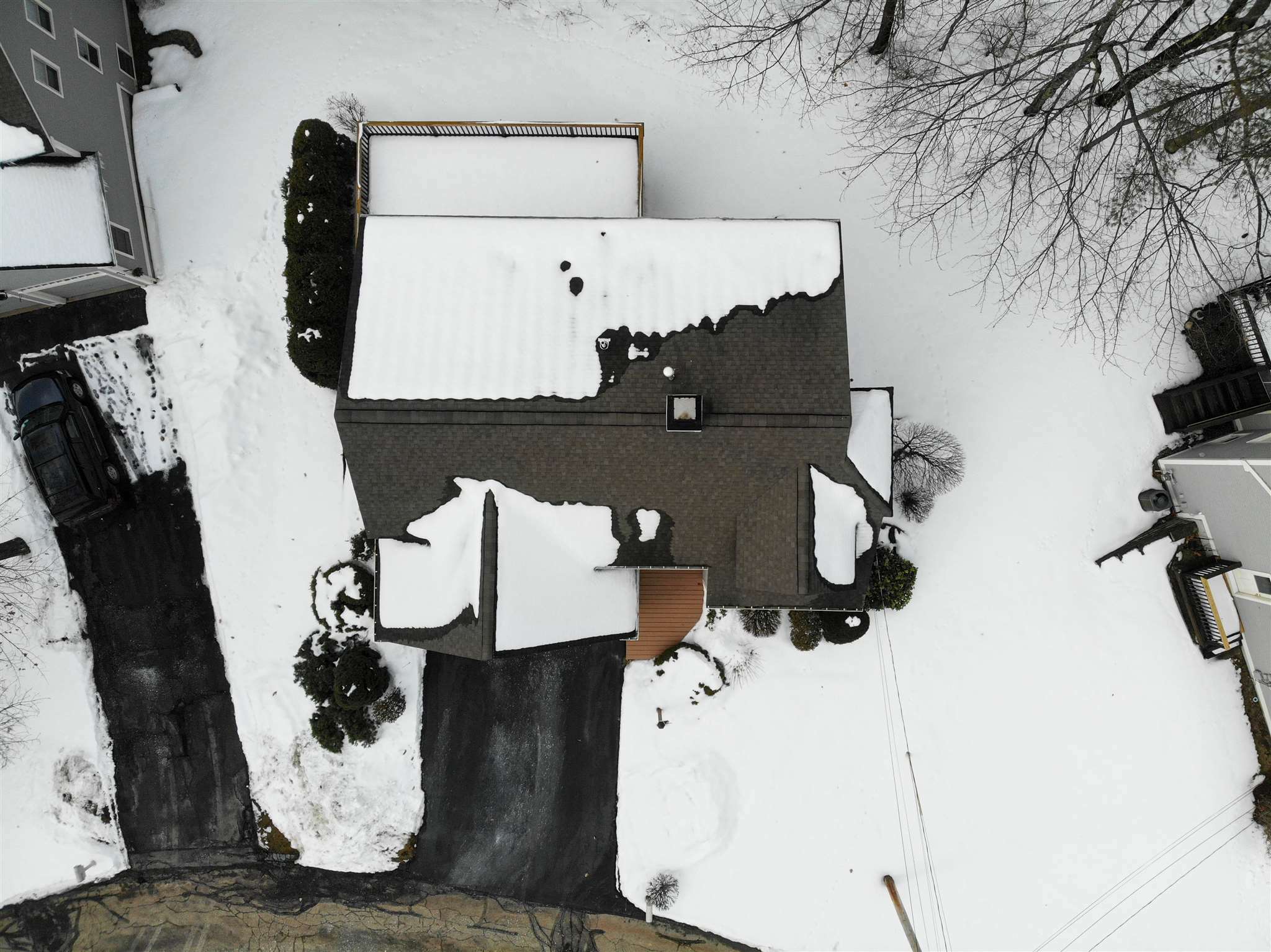 Property Photo: 418 Elk Run Road NH 03051
