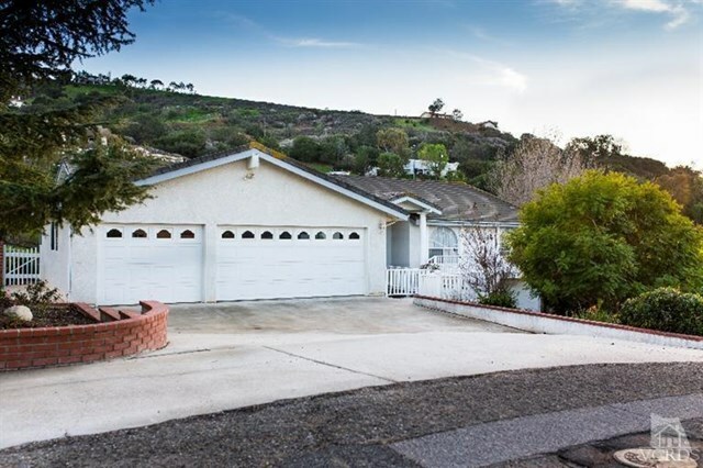 Property Photo:  2180 Speck Lane  CA 91320 