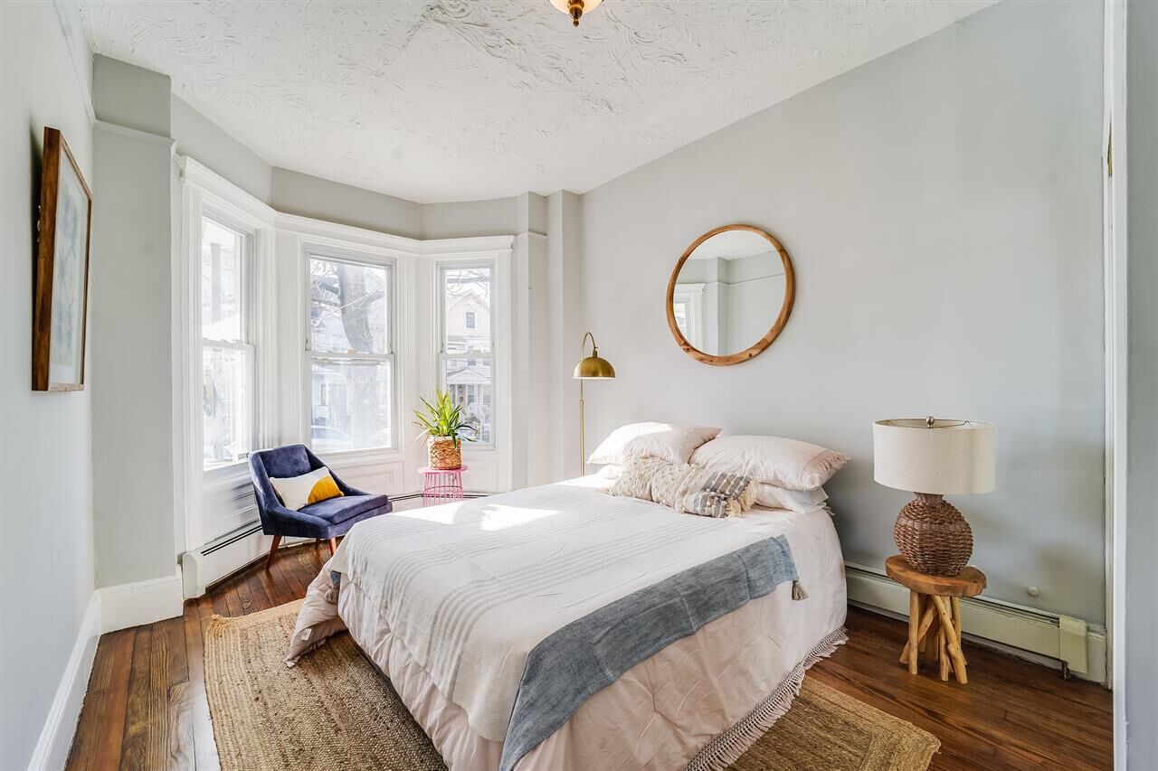 Property Photo:  110 Duncan Ave 1L  NJ 07306 