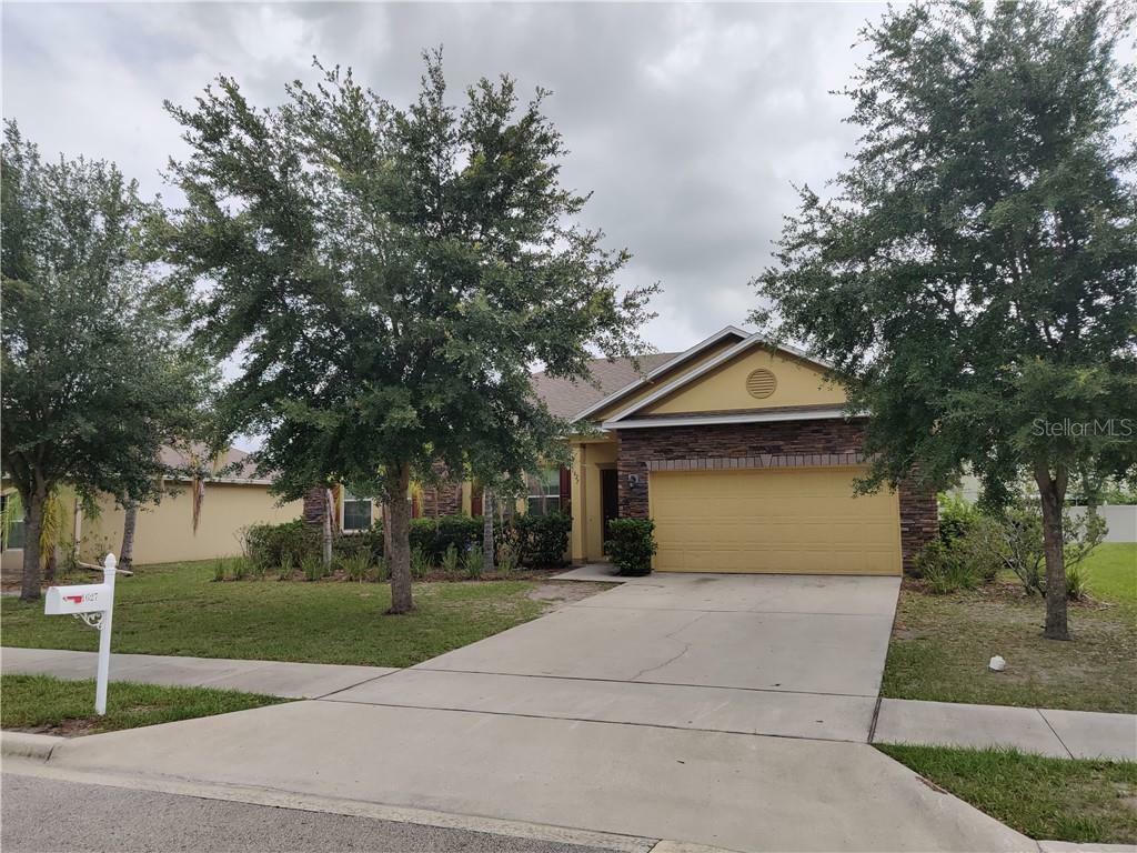 Property Photo:  1627 Rosedowne Way  FL 32703 