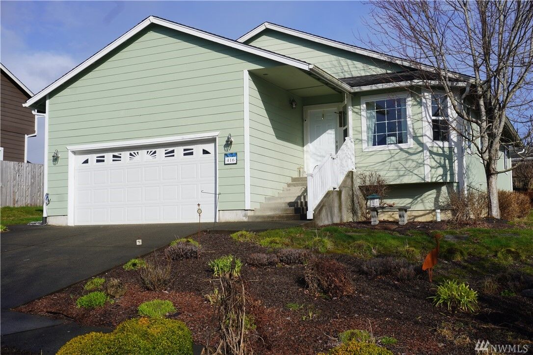 Home for sale in Cosmopolis 416 Andrews Ave, Cosmopolis, WA 98537