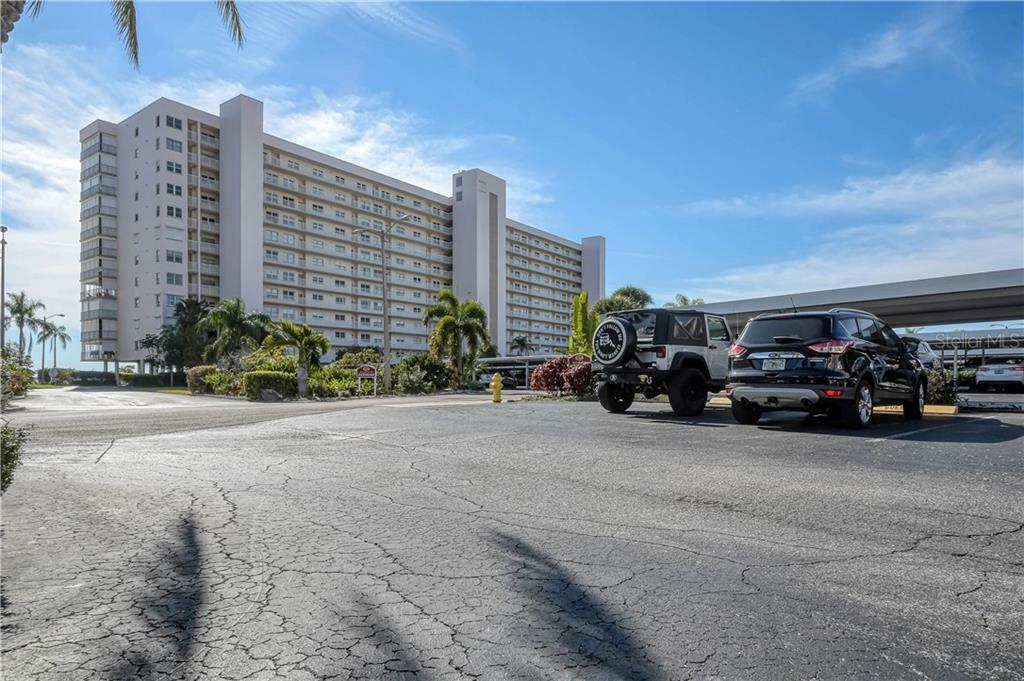 Property Photo:  5925 Shore Boulevard S 215  FL 33707 