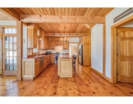 Property Photo: 38 Chamberlain Rd MA 01886