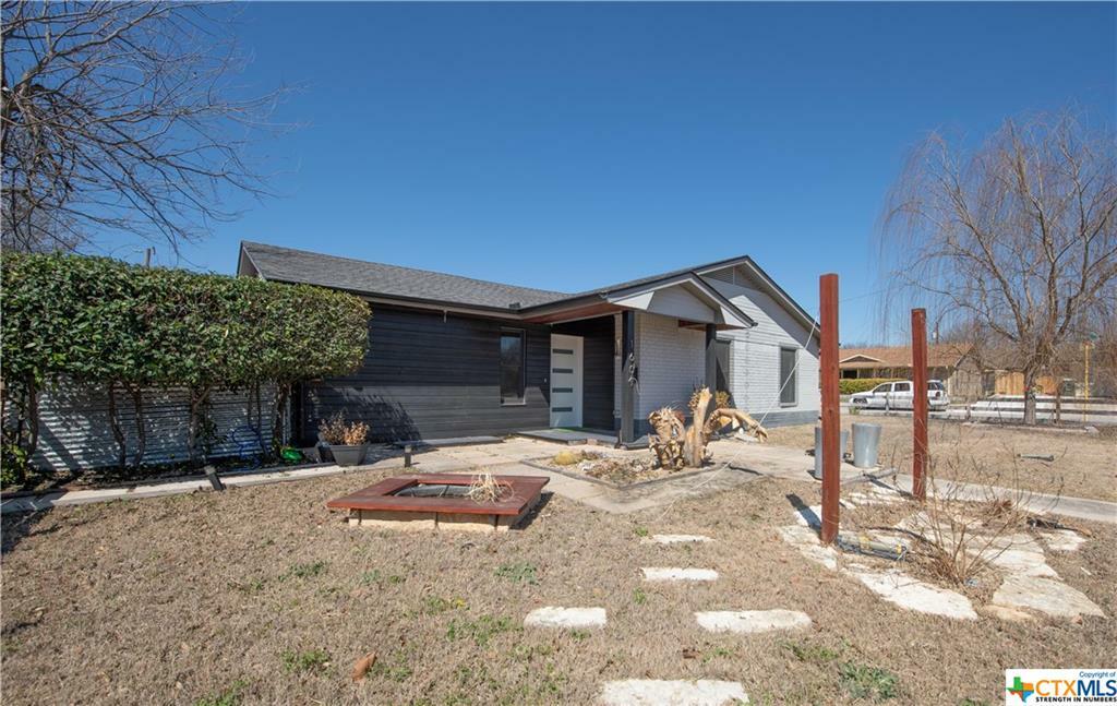 Property Photo:  1601 Topaz Road  TX 76543 