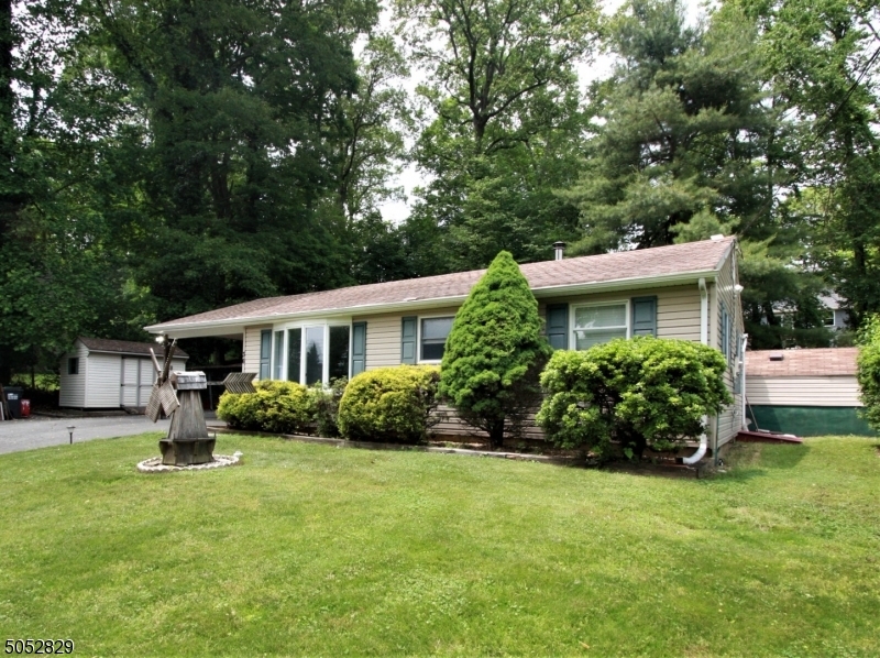 Property Photo:  36 Sun Mountain St  NJ 07830 