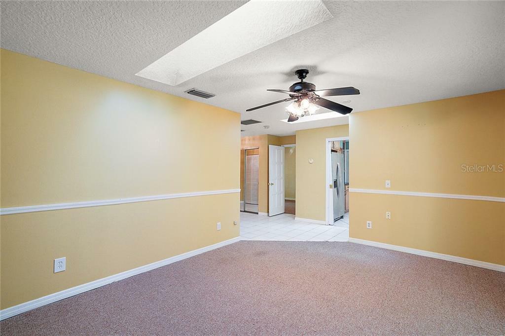 Property Photo:  841 Errol Parkway  FL 32712 