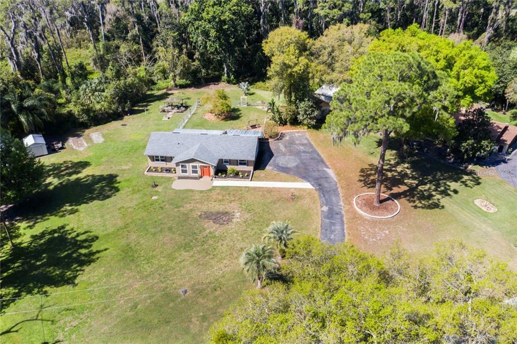 Property Photo:  895 Shore Acres Road  FL 32757 