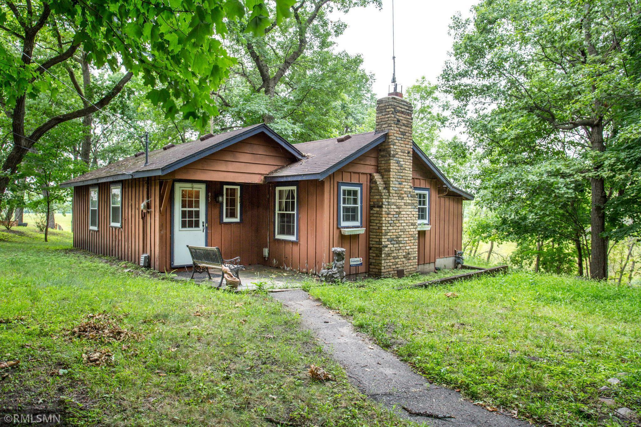 Property Photo:  95 Birch Bluff Road  MN 55331 