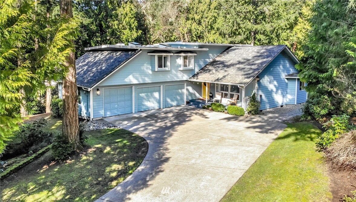 Property Photo:  4303  39th Street NW  WA 98335 