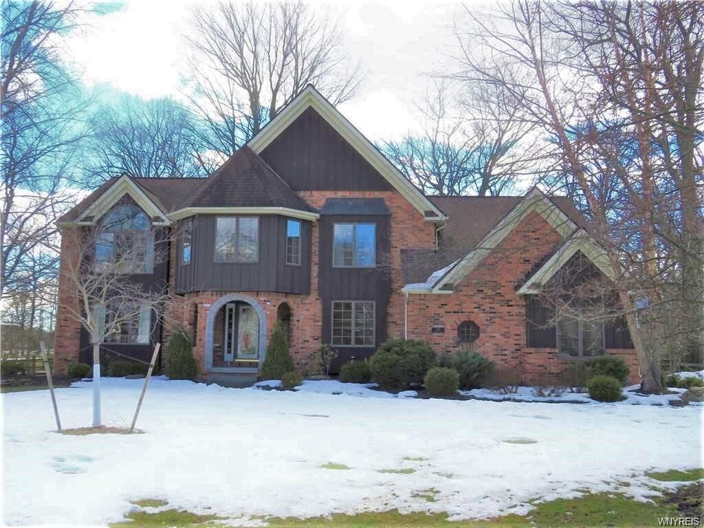 Property Photo:  283 Deerwood Lane  NY 14072 
