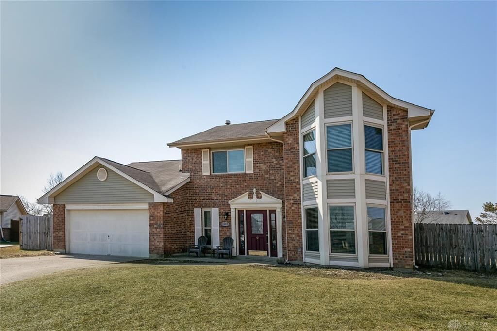 Property Photo: 8669 Chauncy Place OH 45424
