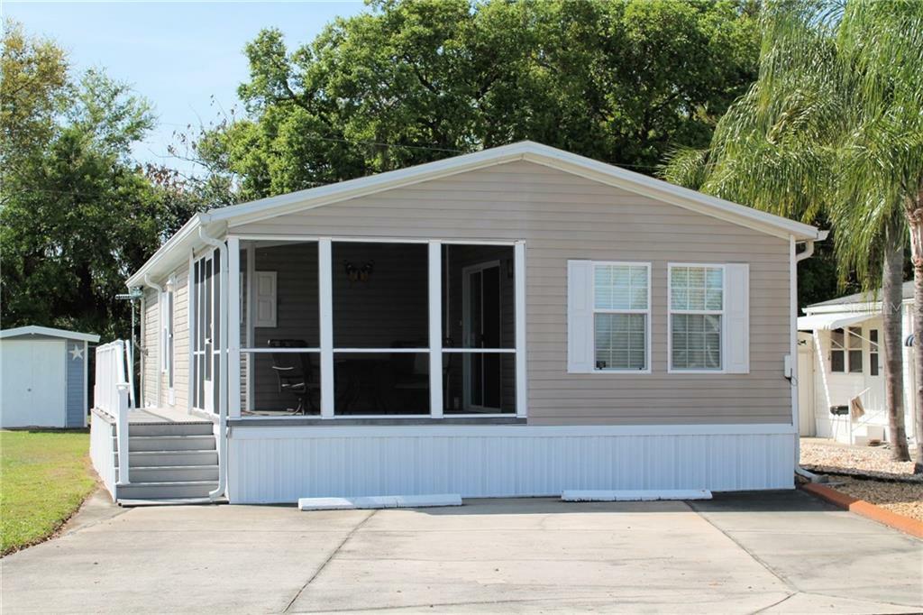 Property Photo: 6 Saddlebag Trail FL 33898