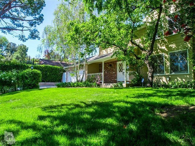 Property Photo:  5919 Hanna Avenue  CA 91367 